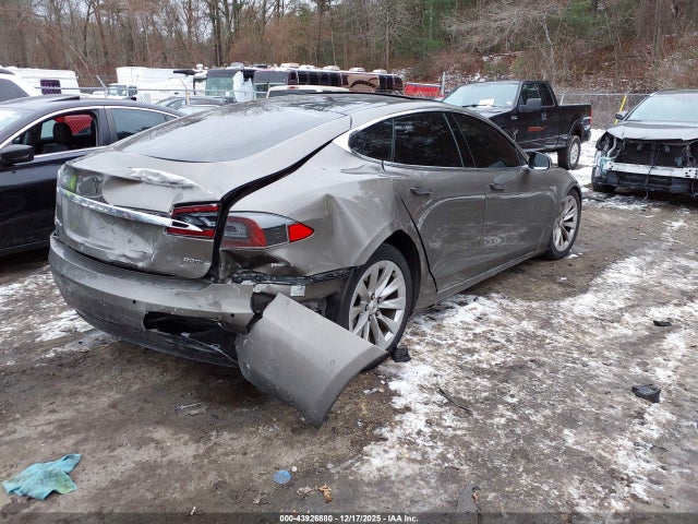 2016 TESLA MODEL S 5YJSA1E22GF142450 Photo 3