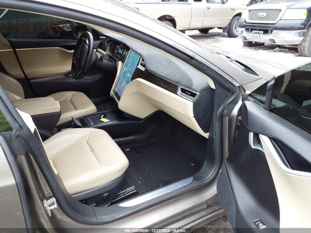 2016 TESLA MODEL S 5YJSA1E22GF142450 Photo 4