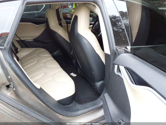 2016 TESLA MODEL S 5YJSA1E22GF142450 Photo 7
