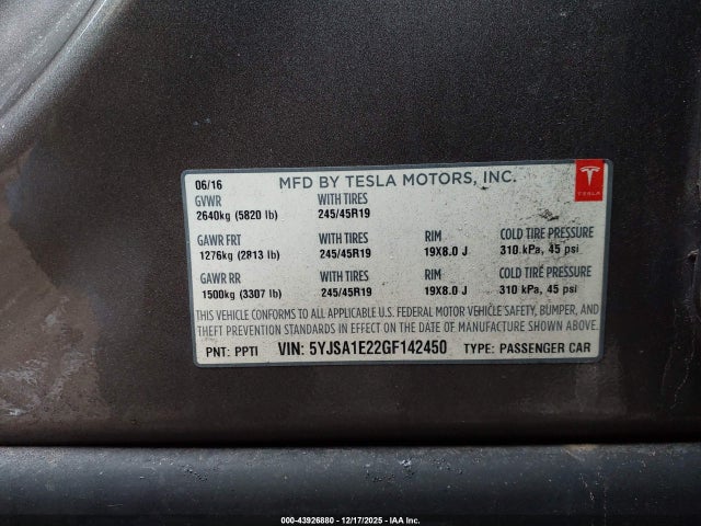 2016 TESLA MODEL S 5YJSA1E22GF142450 Photo 8