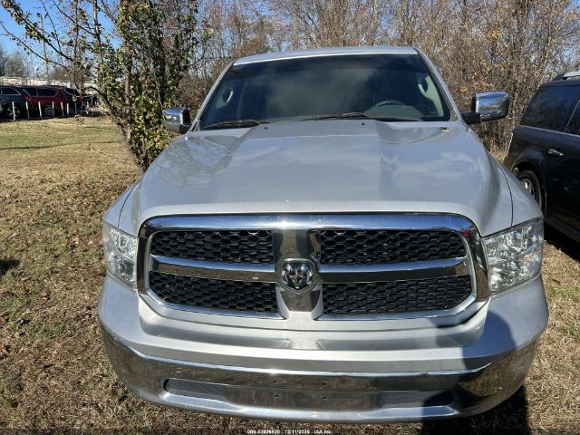 2017 RAM 1500 1C6RR6GT4HS651171 Photo 5