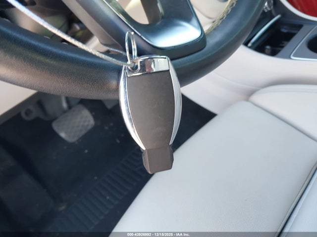 43926992 :رقم المزاد ، WDDSJ4GBXJN532001 vin ، 2018 Mercedes-benz Cla 250 4matic مزاد بيع