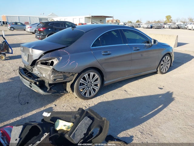 43926992 :رقم المزاد ، WDDSJ4GBXJN532001 vin ، 2018 Mercedes-benz Cla 250 4matic مزاد بيع
