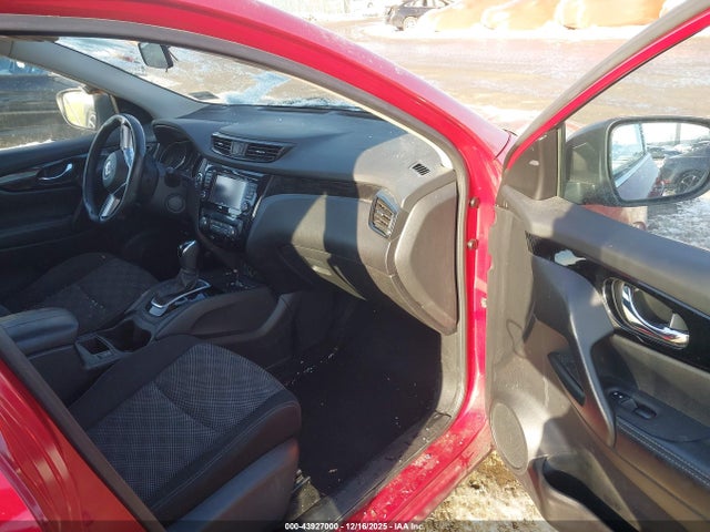 2017 NISSAN ROGUE SPORT JN1BJ1CR3HW112390 Photo 4