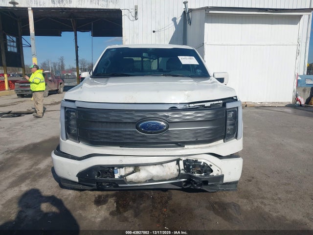 Ford F-150 Lightning Lariat 2023 1FT6W1EV7PWG08768 Image 12