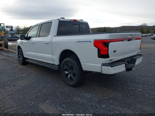 Ford F-150 Lightning Lariat 2023 1FT6W1EV7PWG08768 Image 3