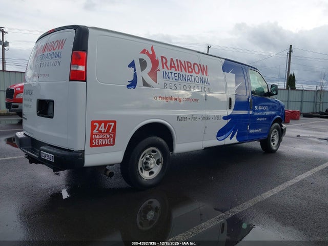 Chevrolet Express 3500 Work Van 2017 1GCZGHFG7H1264473 Image 4