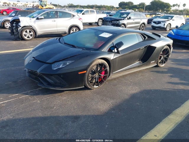 2018 LAMBORGHINI AVENTADOR S ZHWUG4ZD4JLA06825 Photo 1