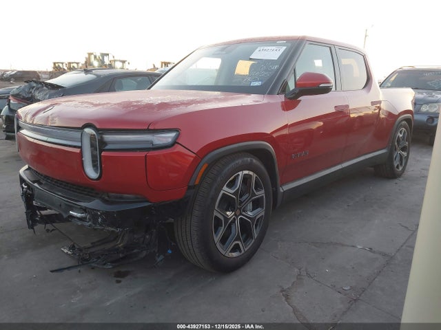 Rivian r1t 2026 7FCTGCAA1TN043362 Image 2