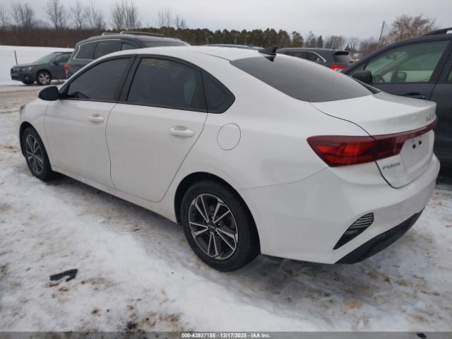 2023 KIA FORTE 3KPF24AD4PE506123 Photo 2
