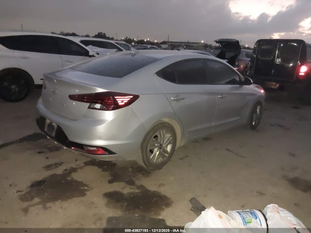43927193 :رقم المزاد ، 5NPD84LF3KH460647 vin ، 2019 Hyundai Elantra Value Edition مزاد بيع