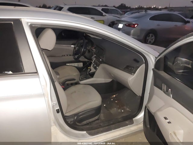 43927193 :رقم المزاد ، 5NPD84LF3KH460647 vin ، 2019 Hyundai Elantra Value Edition مزاد بيع