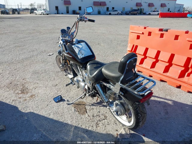 2005 HONDA VT1100 1HFSC18075A901822 Photo 2