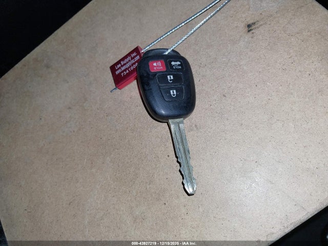 Toyota COROLLA LE 2016 5YFBURHE1GP444988 Image 11