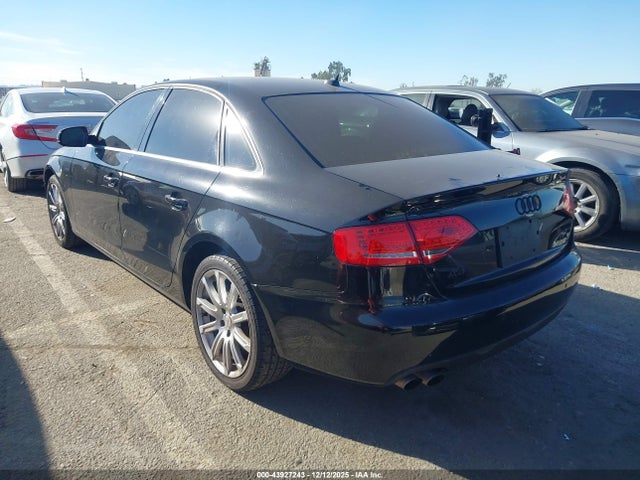 2011 AUDI A4 WAUEFAFL0BN028055 Photo 2