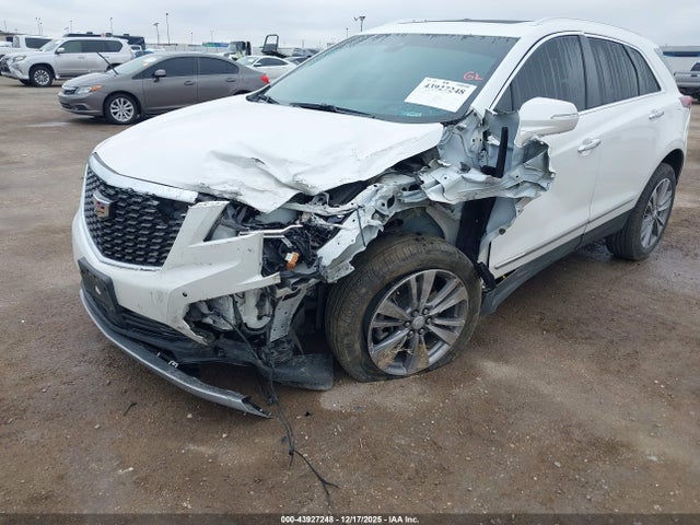 2022 CADILLAC XT5 1GYKNFRS0NZ149281 Photo 5