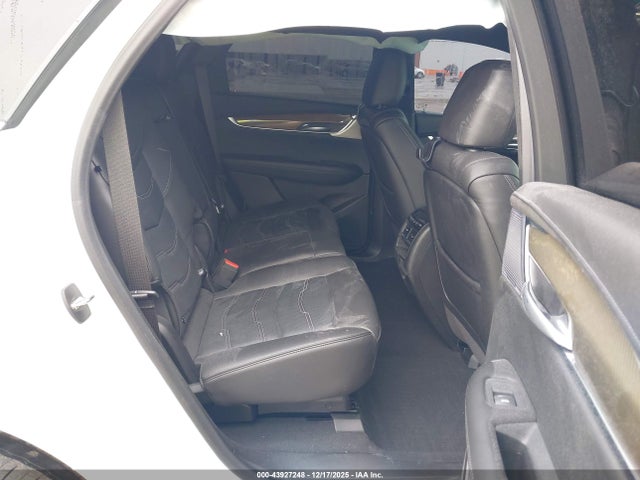 2022 CADILLAC XT5 1GYKNFRS0NZ149281 Photo 7