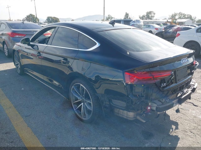 2024 AUDI A5 SPORTBACK WAUDACF59RA040259 Photo 2