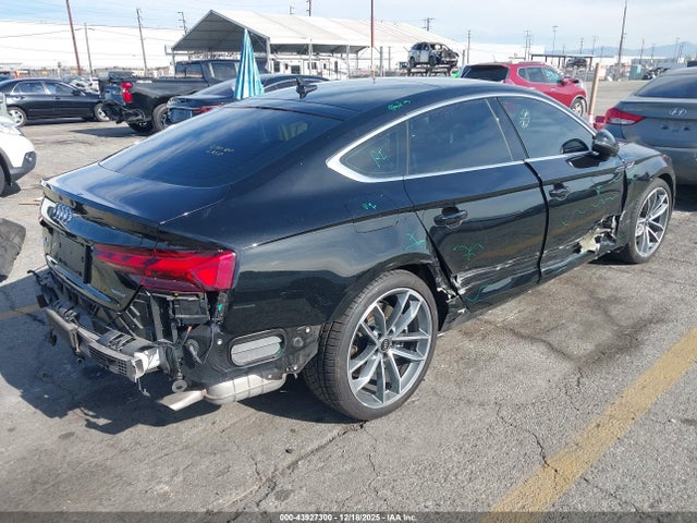 2024 AUDI A5 SPORTBACK WAUDACF59RA040259 Photo 3