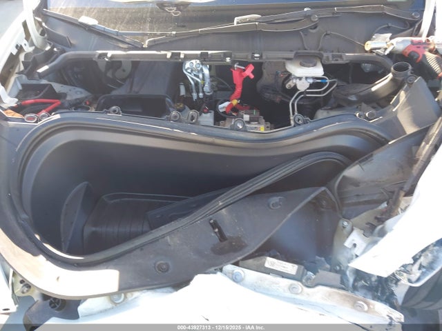 2024 TESLA MODEL Y 7SAYGDED9RA309983 Photo 9