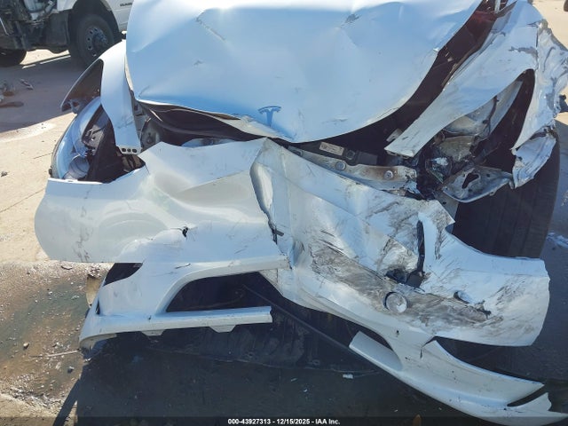 2024 TESLA MODEL Y 7SAYGDED9RA309983 Photo 5