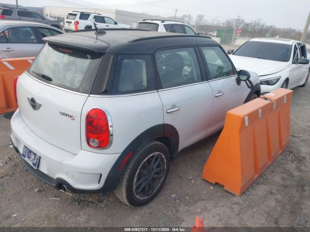 2016 MINI COUNTRYMAN WMWZC3C58GWT08142 Photo 3
