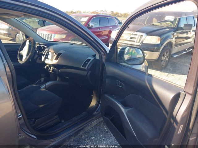 2008 MITSUBISHI OUTLANDER JA4MS31X38Z008295 Photo 4