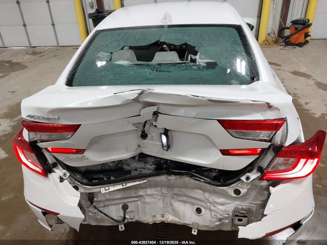 1HGCV1F12JA117242 Honda ACCORD LX