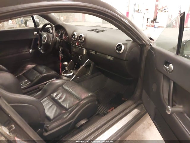 2004 AUDI TT TRUWT28N841006132 Photo 4