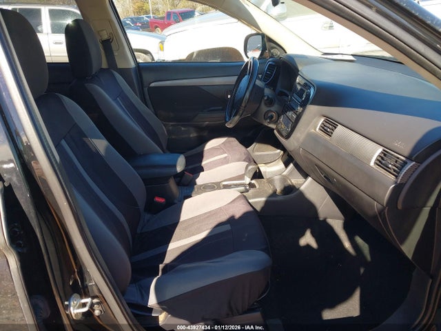 2016 MITSUBISHI OUTLANDER JA4AD2A36GZ003479 Photo 4