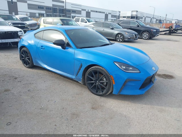 2024 TOYOTA GR86 JF1ZNBE12R8752700