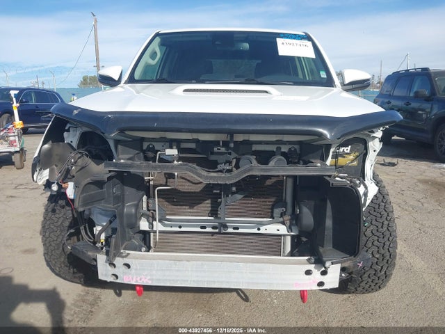 JTEBU5JR3L5798052 Toyota 4runner Trd Off Road Premium
