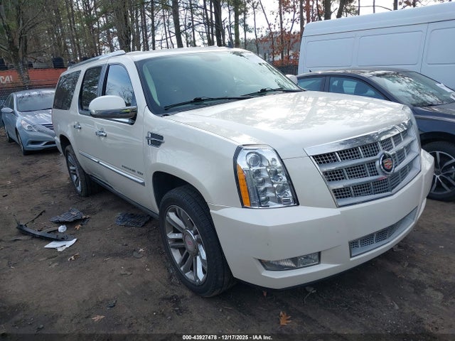 2011 CADILLAC ESCALADE ESV 1GYS4KEF0BR125546 Photo 0