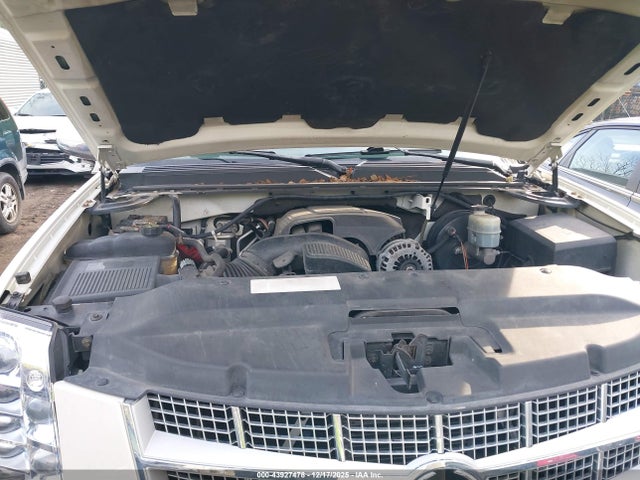 2011 CADILLAC ESCALADE ESV 1GYS4KEF0BR125546 Photo 9