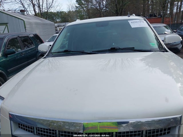 2011 CADILLAC ESCALADE ESV 1GYS4KEF0BR125546 Photo 5