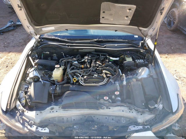 2017 LEXUS IS 200T JTHBA1D29H5050125 Photo 9