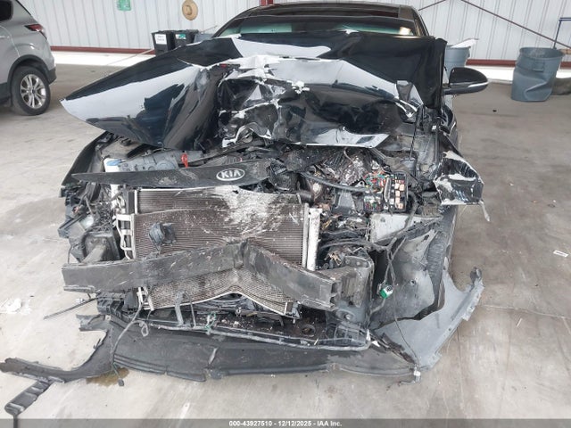 5XXGT4L32KG311711 KIA Optima S
