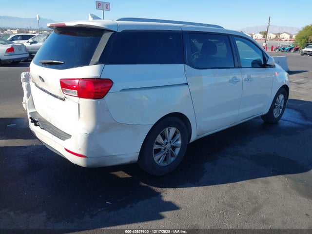 KNDMB5C10H6315743 KIA SEDONA LX