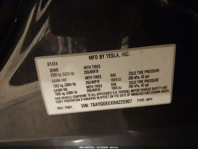 2024 TESLA MODEL Y 7SAYGDEEXRA225907 Photo 8