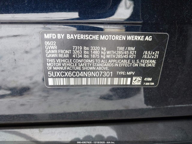 2022 BMW X7 5UXCX6C04N9N07301 Photo 8