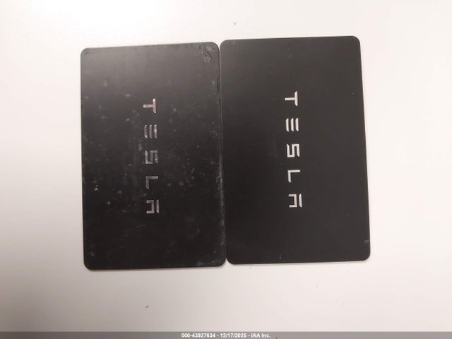 2024 TESLA MODEL Y 7SAYGDEE4RF158854 Photo 10