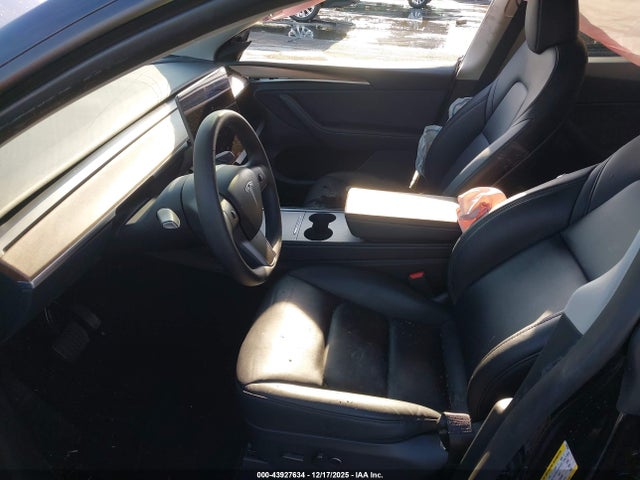 2024 TESLA MODEL Y 7SAYGDEE4RF158854 Photo 4