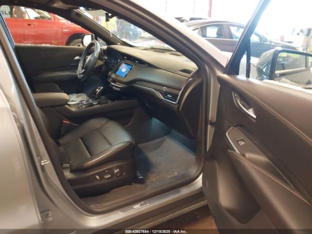 2023 CADILLAC XT4 1GYFZFR45PF182742 Photo 4