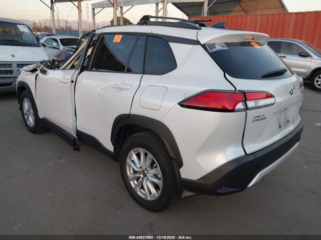 7MUCAABG8SV122721 Toyota Corolla Cross Le