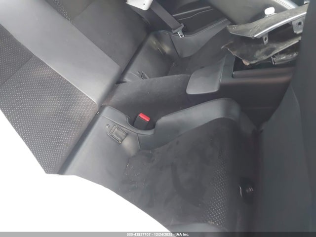 2024 TOYOTA GR86 JF1ZNBE17R9761158 Photo 7