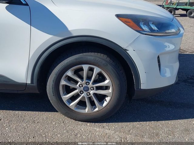 2022 FORD ESCAPE 1FMCU9G69NUA60936 Photo 5