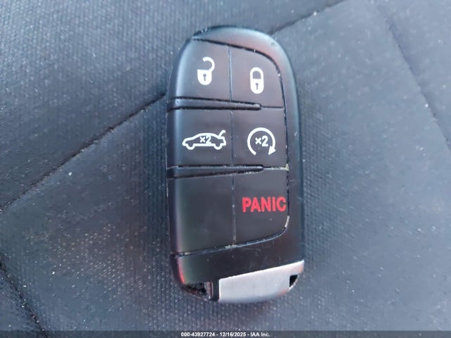 Chrysler 200 Limited 2016 1C3CCCAB3GN169792 Image 11