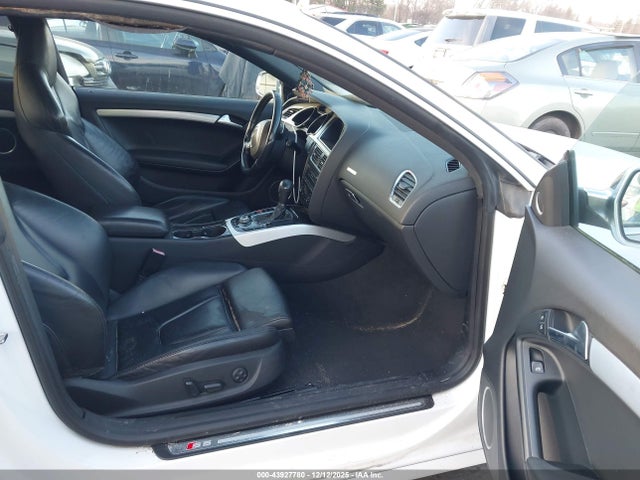 2010 AUDI S5 WAUVVAFR2AA035599 Photo 4