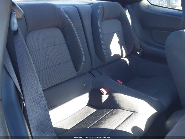 Продаж на аукціоні авто 2016 Ford Mustang V6, vin: 1FA6P8AM3G5219074, номер лоту: 43927791