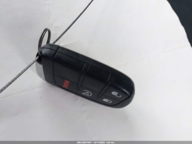 2020 JEEP RENEGADE ZACNJBC16LPL89483 Photo 10